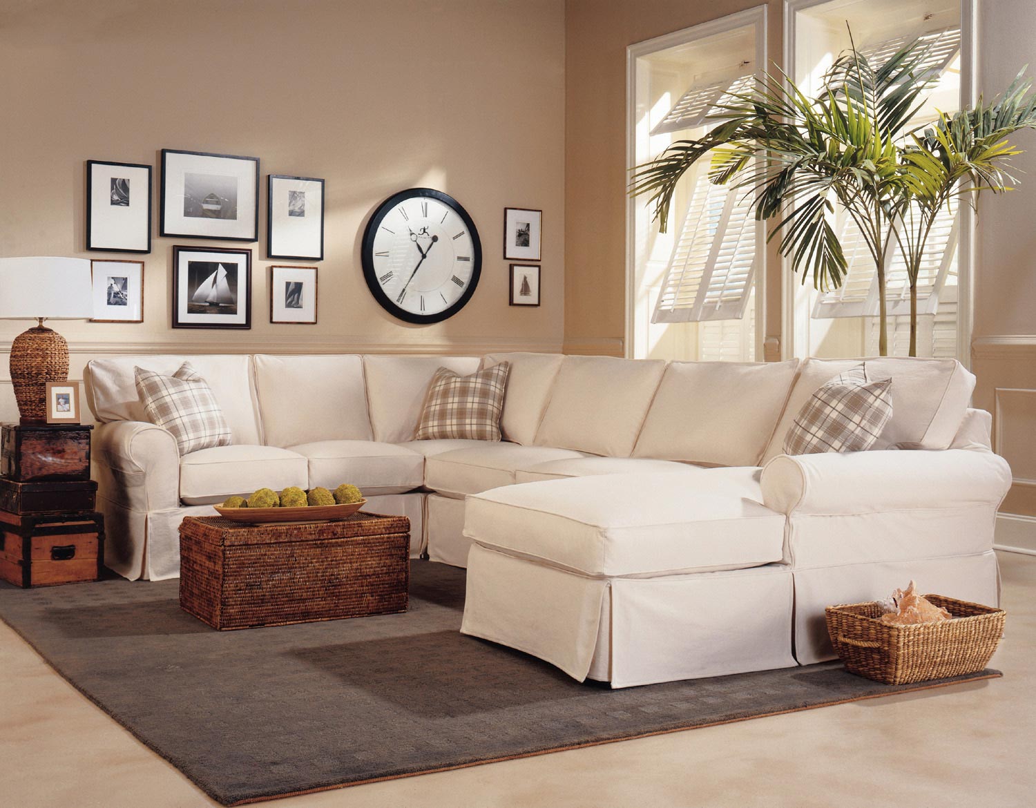 best wooden furniture manufacturers in kerala, top wooden furniture manufactures in kerala, wooden furniture manufactures in kochi, wooden furniture manufactures in kochi